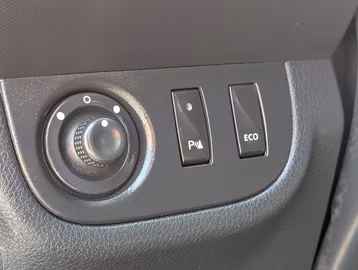 Dacia Logan MCV II Kombi Laureate AHK. Navi. BT Vorschaubild 23