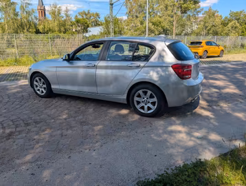 BMW 116d Lounge AUTOMATIK. PDC. TEMPOMAT. BT Vorschaubild 7