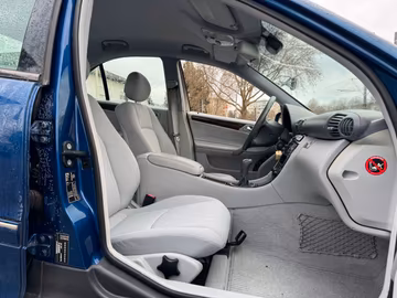 Mercedes-Benz C 200 Kompressor Elegance KLIMA. HOLZDEKOR. Vorschaubild 11