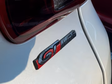 Peugeot 2008 GT-Line Edition NAVI. KAMERA. AUTOM Vorschaubild 8