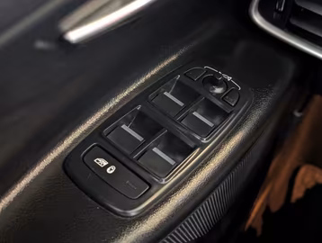 Jaguar XE 25t R-Sport AWD KAMERA Sitzheiz. PANORAMA Vorschaubild 17