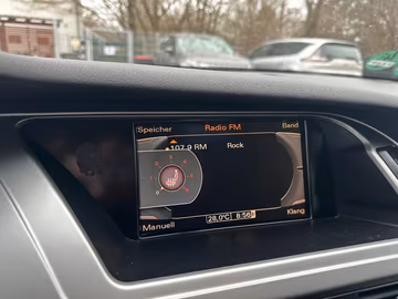 Audi A4 2.0 TFSI NAVI. XENON. SHZ. PDC Vorschaubild 12