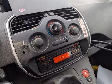 Renault Kangoo Express MAXI 1.5 dCi SCHECKHEFT Vorschaubild 8