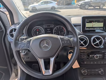 Mercedes-Benz B 180 Sports Tourer 1.Hand. SHZ. PDC. MASSAGE Vorschaubild 13