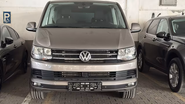 Volkswagen T6 Multivan Comfortline ACC. SHZ. PDC. DSG Baujahr 2016 (150.000 km, Diesel, 204 PS) - Gebrauchtwagen bei Autohaus Dörrschuck Mainz