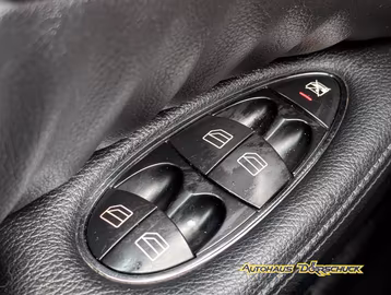 Mercedes-Benz E 220 CDI Elegance *LEDER*AUTOMATIK*TEMPOMAT* Vorschaubild 15