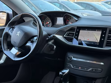 Peugeot 308 SW Active Pack NAVI. PDC. KLIMAAUT. TEMPOMAT Vorschaubild 11