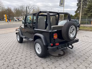 Jeep Wrangler 2.5.  AHK. OLDTIMER HARDTOP Vorschaubild 10