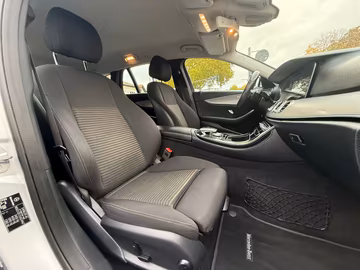 Mercedes-Benz E 200 d T-Modell Avantgarde*HUD*AHK*WIDESCREEN Vorschaubild 15