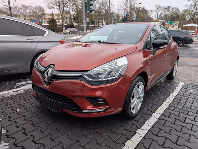 Renault Clio IV Limited. PDC. USB. Klima. Temp. Baujahr 2017 (104.569 km, Benzin, 73 PS) - Gebrauchtwagen bei Autohaus Dörrschuck Mainz
