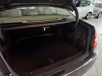 Mercedes-Benz E 350 BlueTec PDC. Schiebedach. Leder. Navi Vorschaubild 6