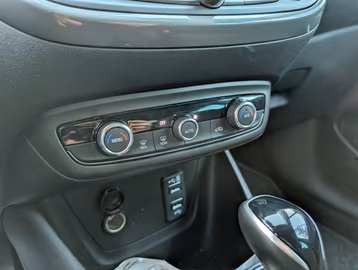 Opel Crossland Elegance AUTOMATIK. NAVI. Kamera. LED Vorschaubild 7