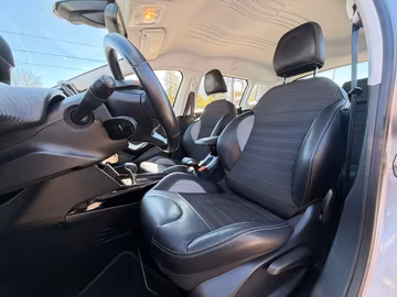 Peugeot 2008 Allure PureTech AT. 1.Hand. NAVI. PDF Vorschaubild 10