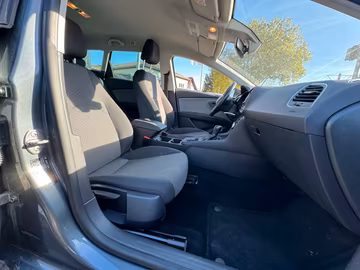 Seat Leon ST 1.6 TDI DSG. AHK. NAVI. LED. SHZ. PDC Vorschaubild 12