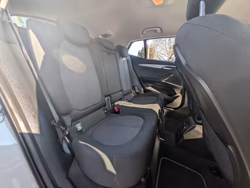 BMW X2 sDrive18i Advantage NAVI. LED. KAMERA. PDC Vorschaubild 18