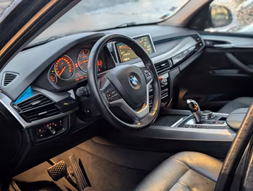 BMW X5 xD 30d LoungePlus *NAVI*Leder*Xenon* Vorschaubild 3