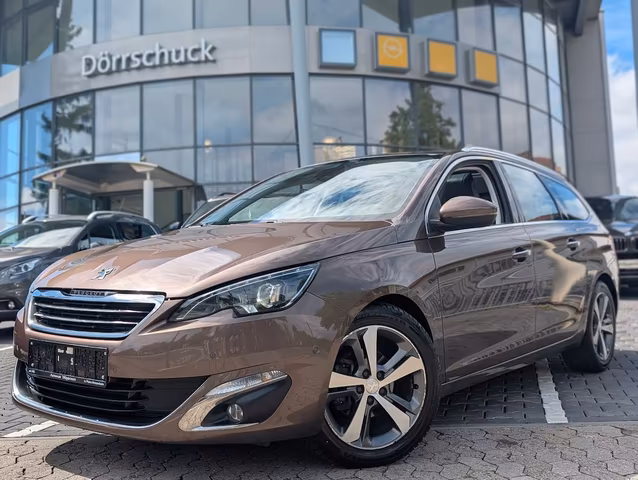 Peugeot 308 SW Allure PANO. LEDER. NAVI. SHZ. MASSAGE Baujahr 2015 (144.500 km, Benzin, 131 PS) - Gebrauchtwagen bei Autohaus Dörrschuck Mainz