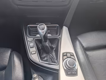 BMW 318d GT Sport-Leder. NAVI. Kamera. PDC. Xenon Vorschaubild 12