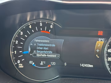 Ford Mondeo Turnier Titanium PDC Navi Sitzheizung Vorschaubild 10