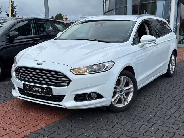 Ford Mondeo Turnier Titanium PDC Navi Sitzheizung Baujahr 2016 (142.459 km, Diesel, 150 PS) - Gebrauchtwagen bei Autohaus Dörrschuck Mainz