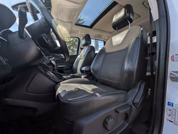 Ford Kuga Individual Automatik BiXenon Panorama Leder Vorschaubild 8