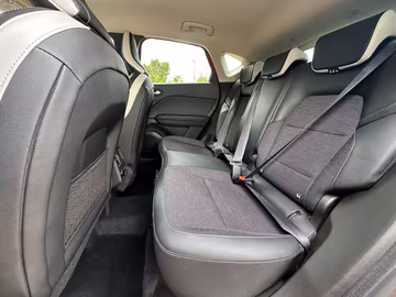Renault Captur E-TECH Plug-In 160 Intens Vorschaubild 11