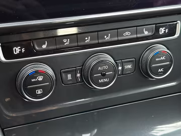 Volkswagen Golf Variant Comfortline SHZ. NAVI. ACC. LED Vorschaubild 30