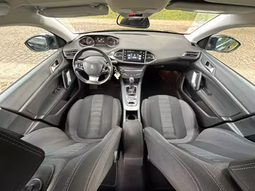 Peugeot 308 Allure NAVI. AHK. LED. AUTOMATIK Vorschaubild 8