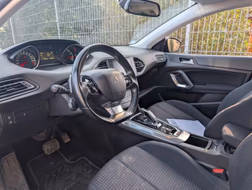 Peugeot 308 Style AUTOMAT. NAVI. Kamera. PDC Vorschaubild 5