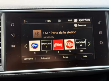 Peugeot 308 Allure 1. Hand. AHK. NAVI. Kamera Vorschaubild 13