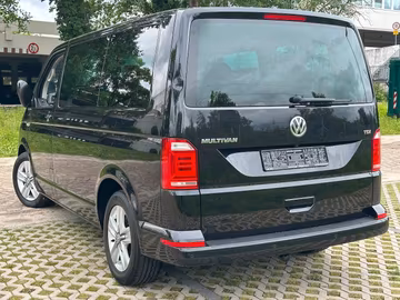 Volkswagen T6 Multivan Comfortline AHK. SHZ. NAVI. Kamera Vorschaubild 6
