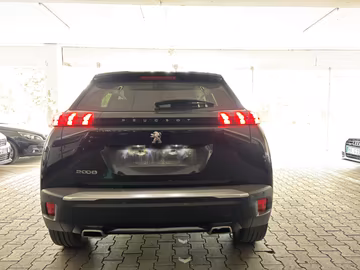 Peugeot 2008 Allure Business EAT8. NAVI. KAMERA. LED Vorschaubild 7