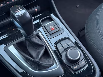 BMW 216d Active Tourer Advantage NAVI. PDC. AUTOM Vorschaubild 20