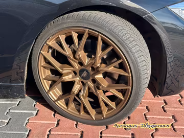 BMW 328 i Touring Sitzh*Klimaaut* Bi-Xenon* Navi* Vorschaubild 6