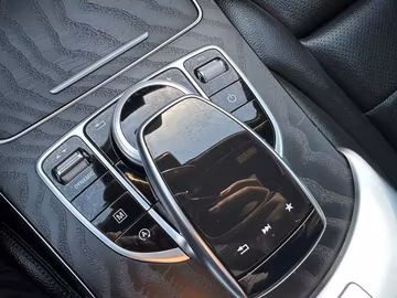 Mercedes-Benz GLC 220 d Coupé AMG Line *4x4*AHK*360°*Standhzg Vorschaubild 22