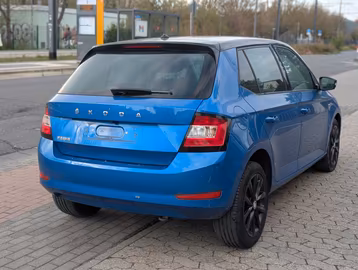 Skoda Fabia 1.0 TSI Drive 125. PDC. Kamera. KESSY Vorschaubild 19