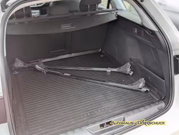 Peugeot 308 Allure*AUTOMATIK*ACC*Keyless*SHZ*PDC Vorschaubild 8