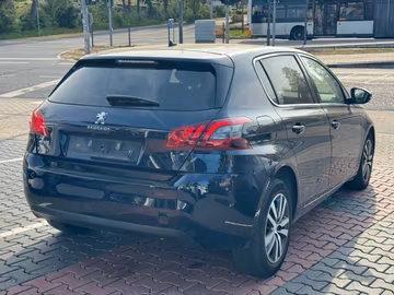 Peugeot 308 Allure EAT8. NAVI. Kamera. PDC. BT Vorschaubild 5