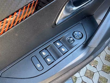Peugeot 2008 Active Business NAVI. SHZ. PDC. LED Vorschaubild 12