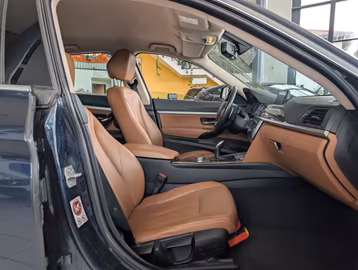 BMW 320d xDrive GT Luxury. AHK. NAVI. PDC. 4x4 Vorschaubild 16