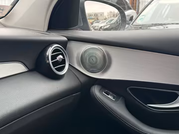 Mercedes-Benz GLC 250 d 4MATIC AMG Line. 4x4. NAVI. Kamera Vorschaubild 11