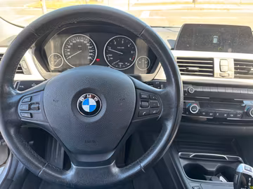 BMW 320d Touring Aut. NAVI. SHZ. LED. PDC Vorschaubild 10