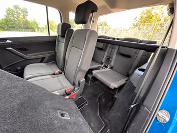 Volkswagen Touran Trendline AHK. NAVI. SHZ. 7-SITZER Vorschaubild 22