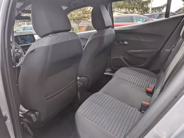 Peugeot 2008 PDC. MIRRORLINK. KLIMA. BT Vorschaubild 5