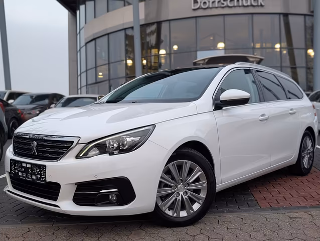 Peugeot 308 SW Allure PANO. NAVI. Kamera. Automatik Baujahr 2018 (109.715 km, Benzin, 131 PS) - Gebrauchtwagen bei Autohaus Dörrschuck Mainz