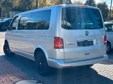 Volkswagen T5 Caravelle 2.0 TDI 8-Sitzer Klima PDC Automati Vorschaubild 5