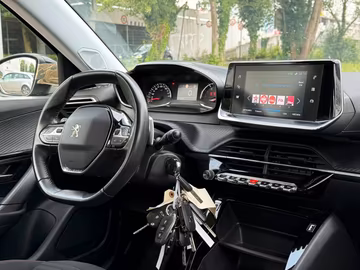 Peugeot 2008 Active Business NAVI. AUTOMATIK. PDF Vorschaubild 12