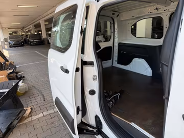 Peugeot Partner Pro L2 Vorschaubild 10