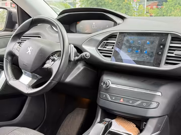 Peugeot 308 Allure Pack EAT8. NAVI. LED. ACC. Kamera Vorschaubild 16