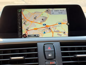 BMW 118i Advantage NAVI. SHZ. PDC. AUTOMATIK Vorschaubild 21